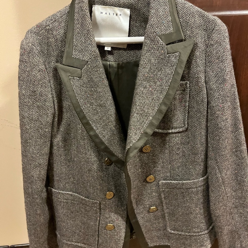 Blazer sophisticated and elegant with style. Brand Walter